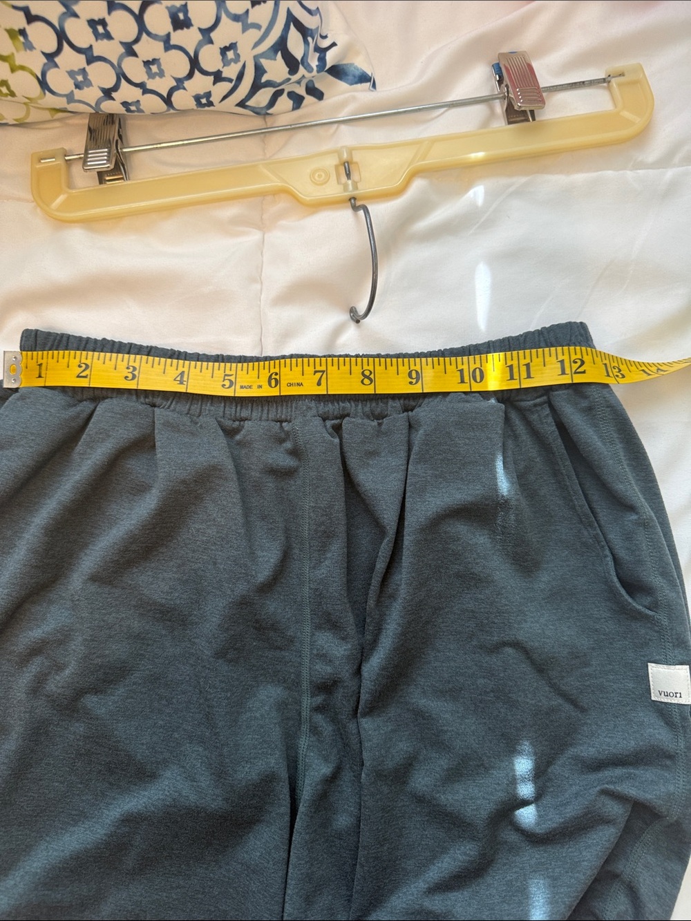 Vuori boyfriend Shorts (VW3007), Stone Heather, Size S - Picture 9 of 11